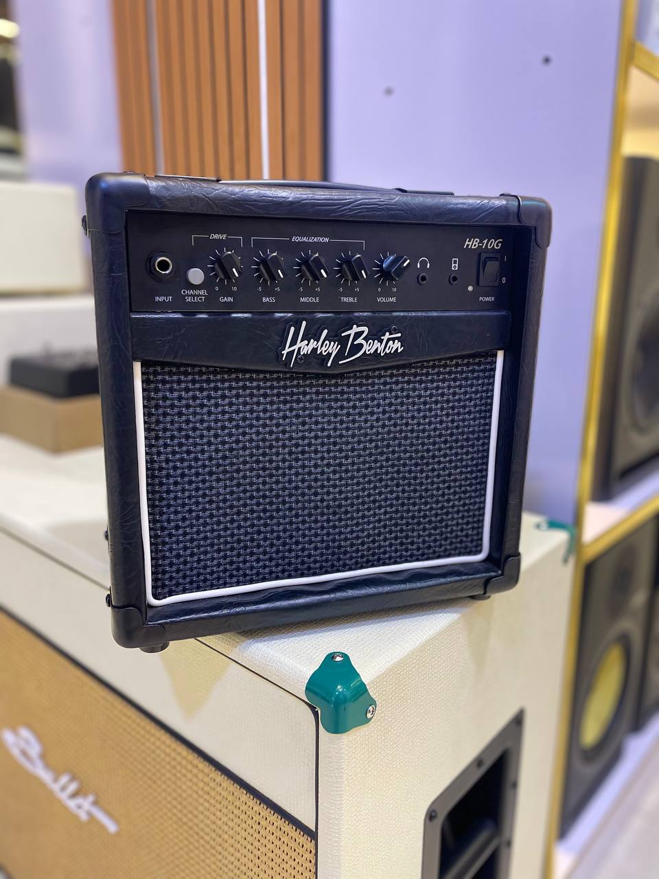 Harley Benton LEAD BASS AMP