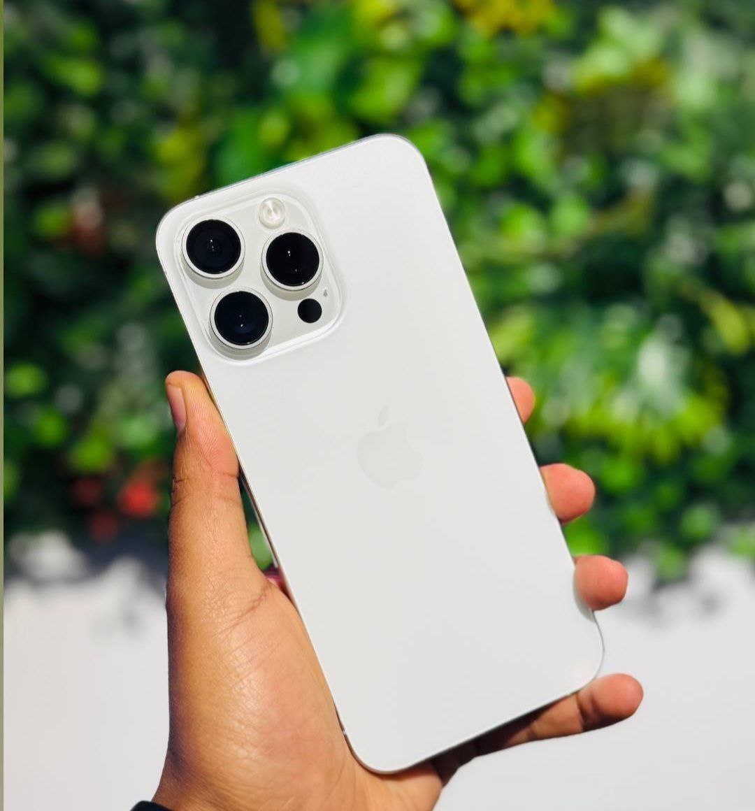iPhone 15 Pro Max