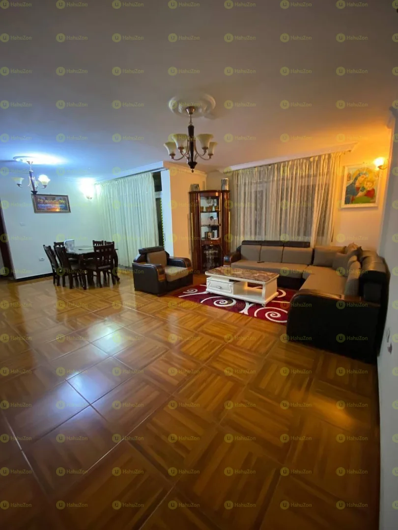 115 ካሬ የሚሸጥ አፓርትመንት በሰሚት 72 አካባቢ