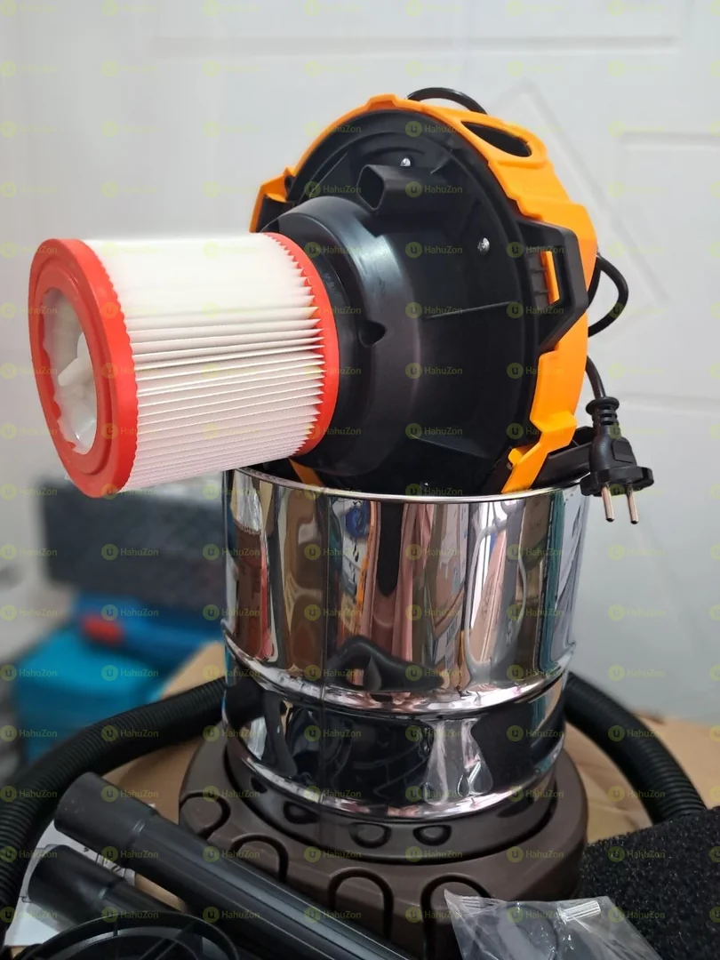 Ingco Vacuum Cleaner