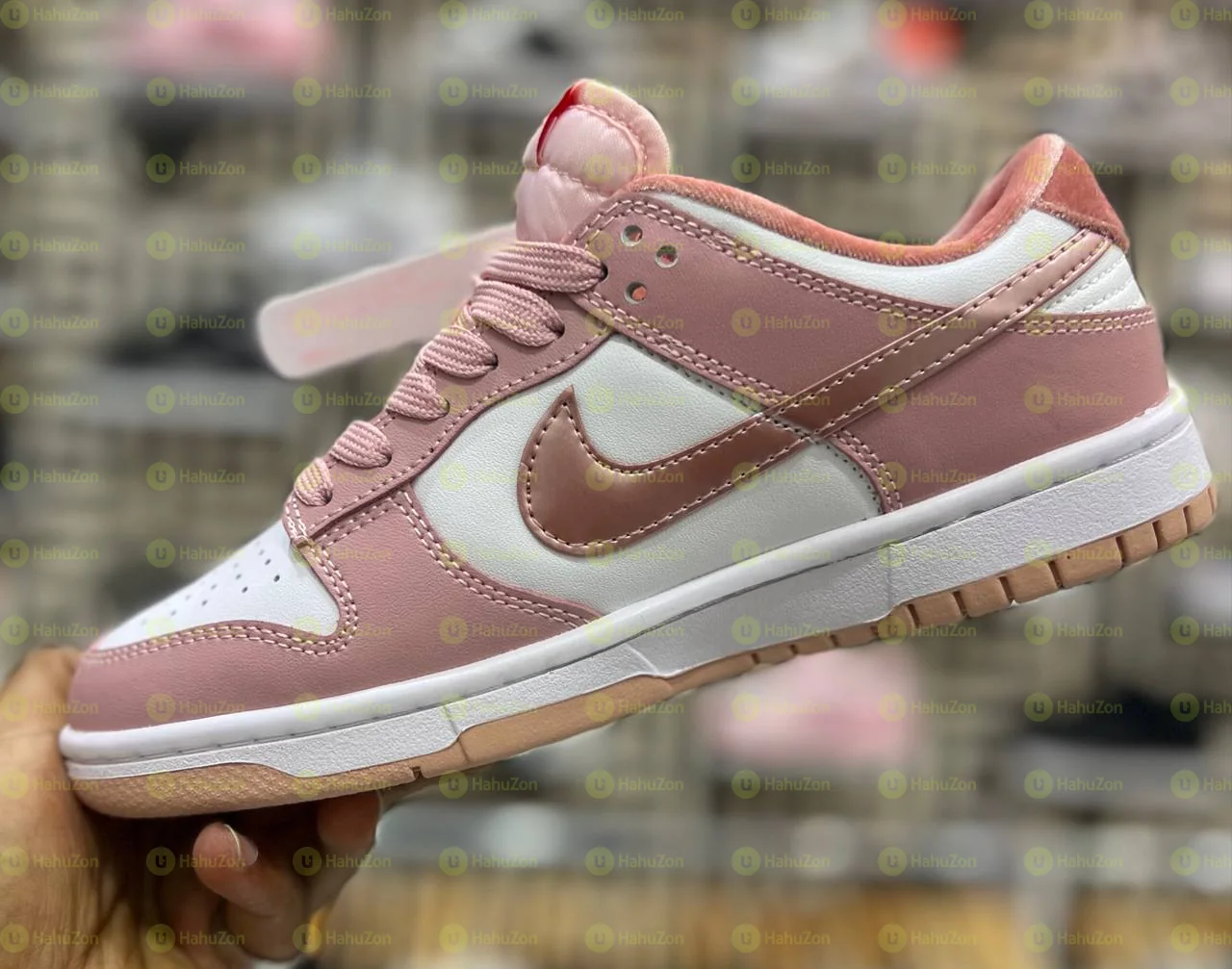 Nike Dunk Low Women's Shoes