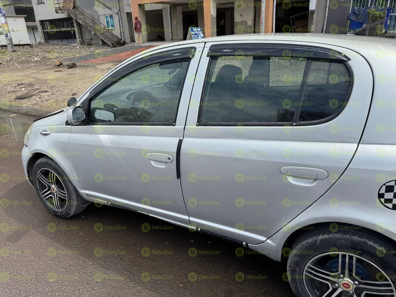 1999 Model-Toyota Vitz