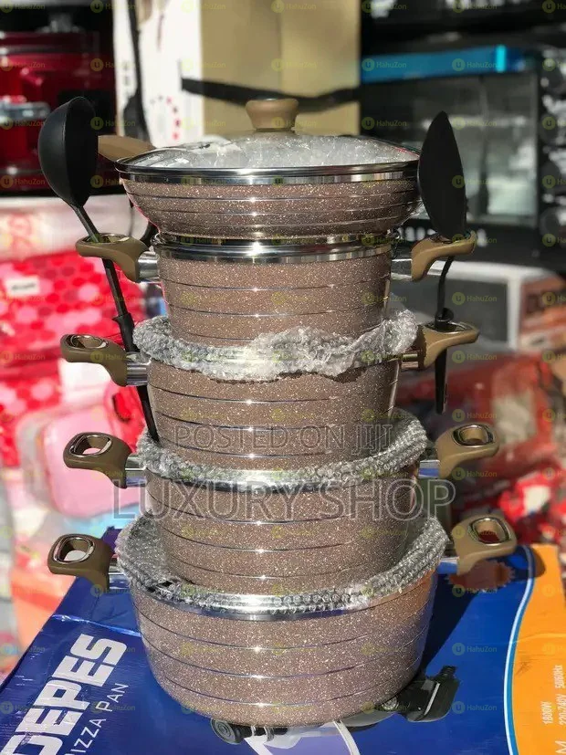 የማይዙ ማራኪ ግራናይት ቅብ ድስቶች