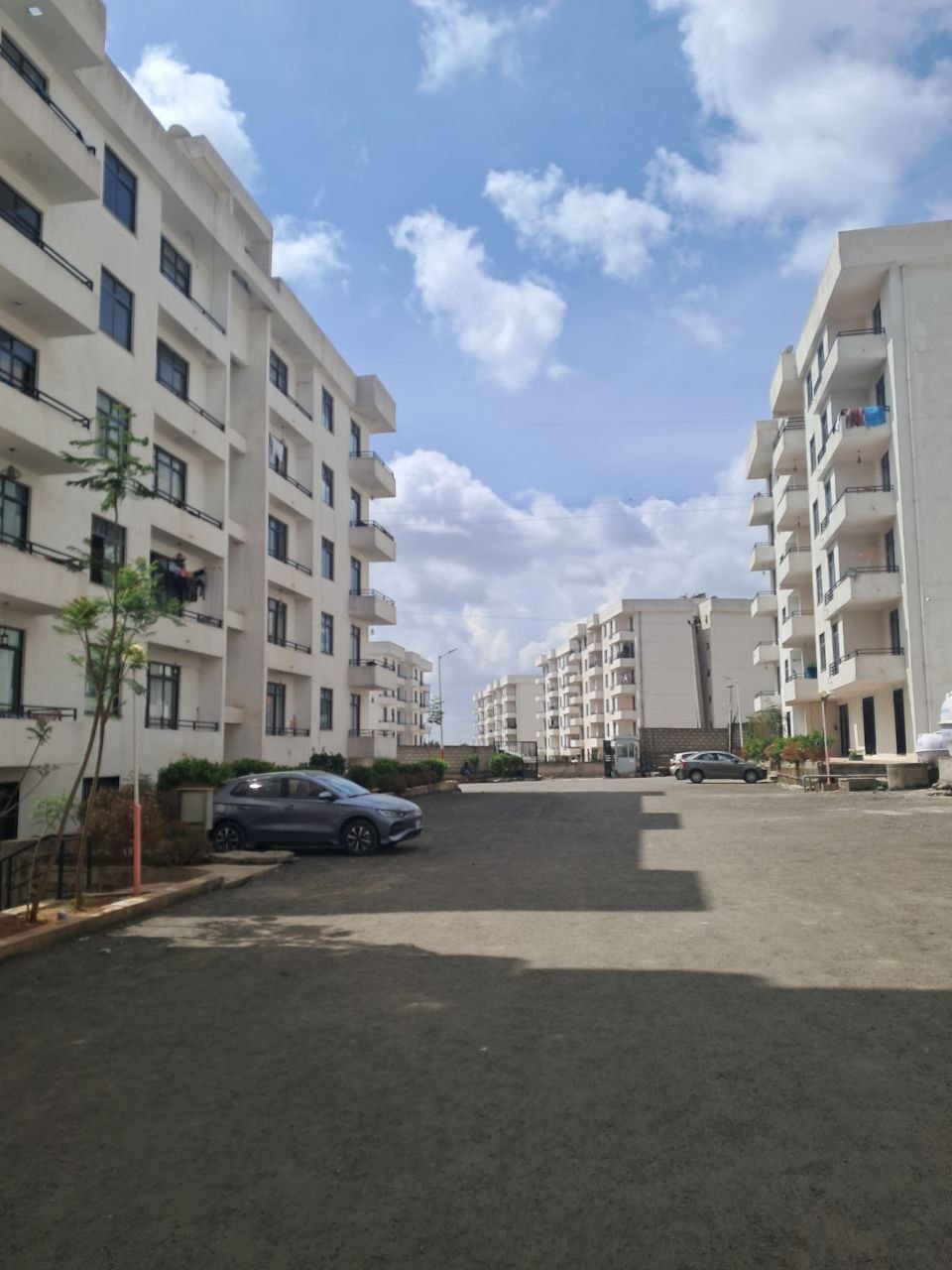 103 ካሬ የሚሸጥ አፓርታማ በአያት ኖህ ሪል እስቲት