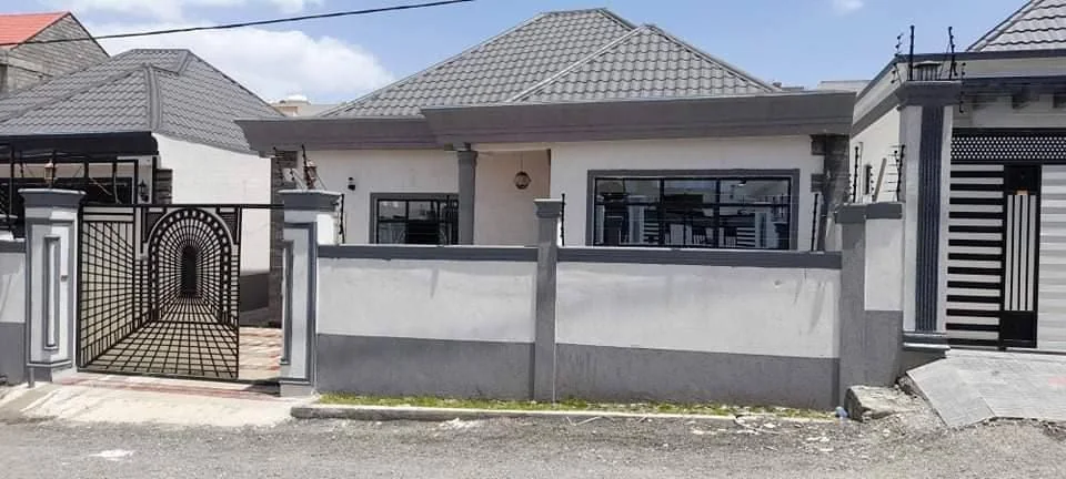 250 ካሬ የሚሸጥ ዘመናዊ ቪላ ቤት በአያት