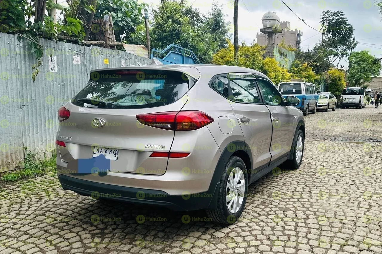 2025 Model-Hyundai Tucson