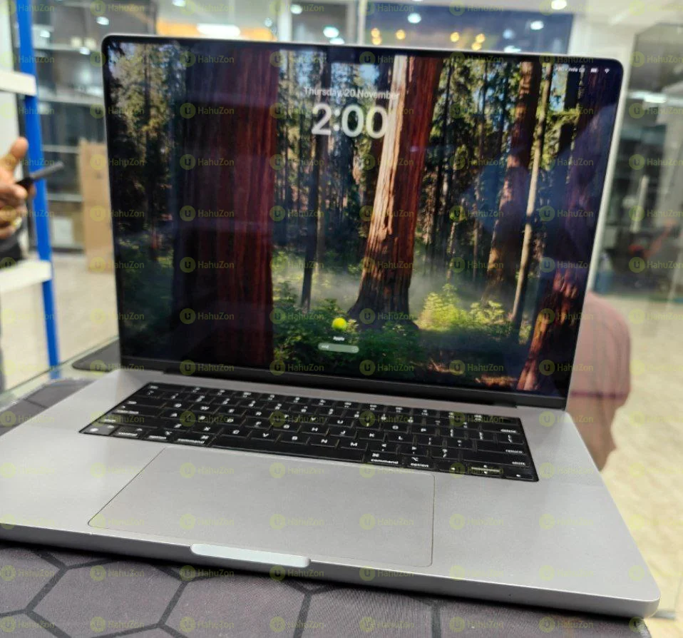MacBook Pro 10-Core CPU Laptop