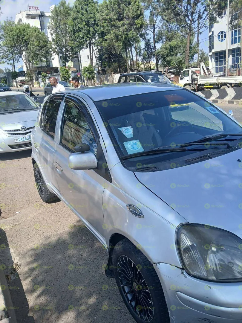 2004 Model-Toyota Vitz