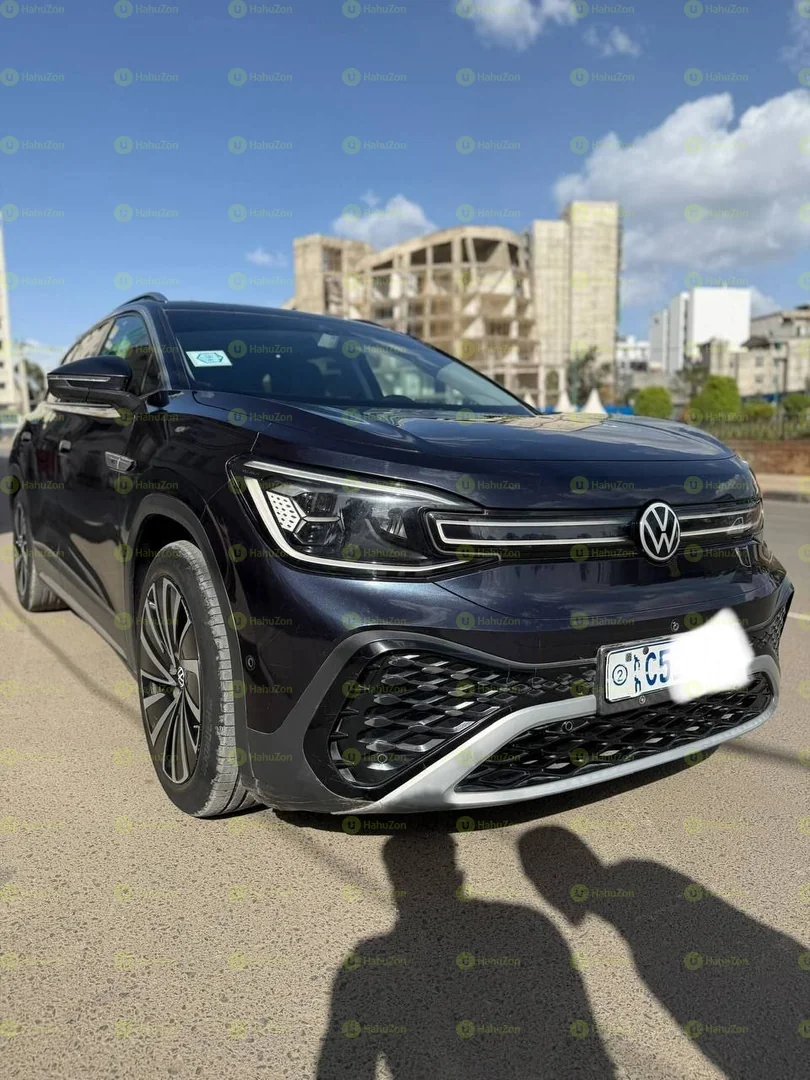 2016 Model-Volkswagen ID6 Crozz Pro