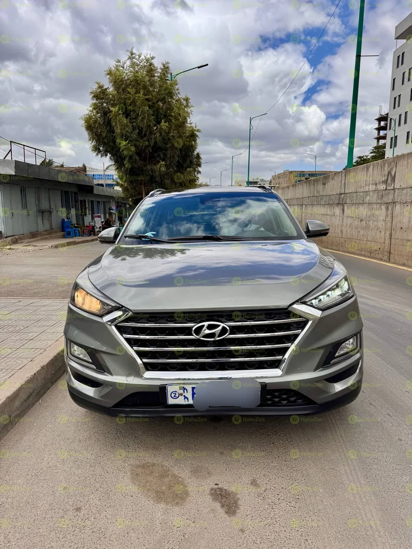 2020 Model-Hyundai Tucson