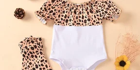 3-piece Baby Leopard Print Short-Sleeve Romper Headband and Stockings Set