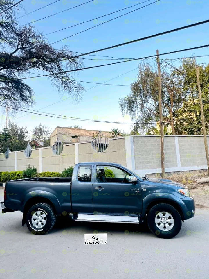 2008 Model-Toyota Hilux