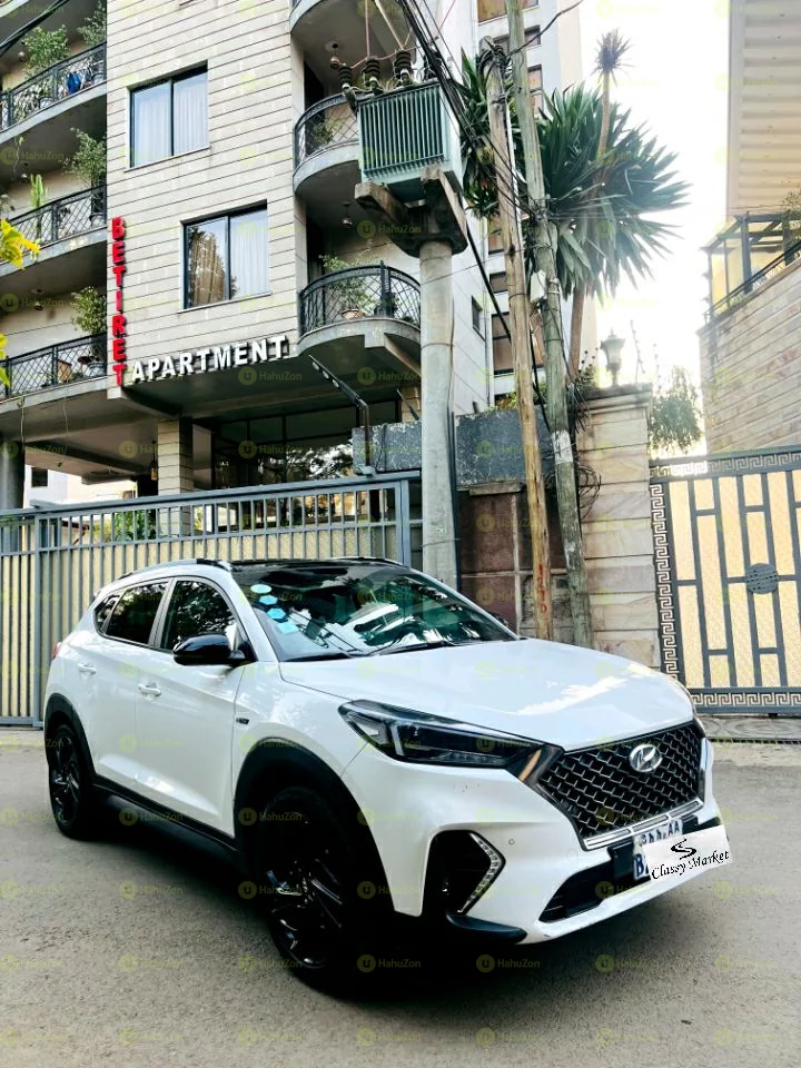 2020 Model-Hyundai Tucson