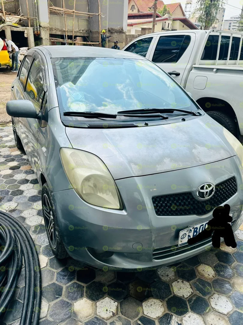 2007 Model-Toyota Yaris Compact