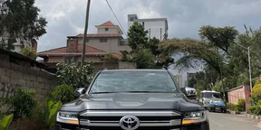 2023 Model-Toyota  Land Cruiser 300