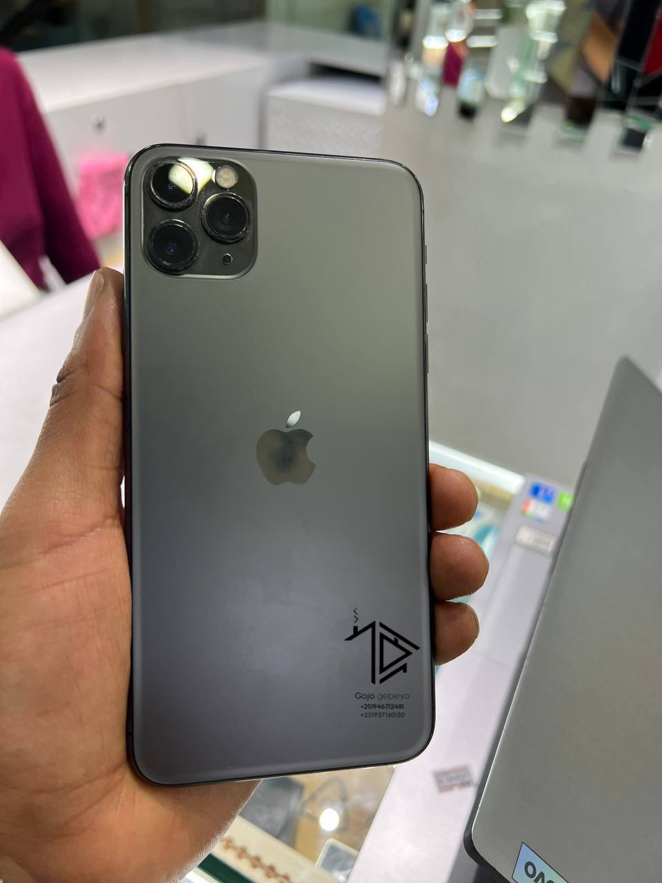 Apple iPhone 11 Pro Max