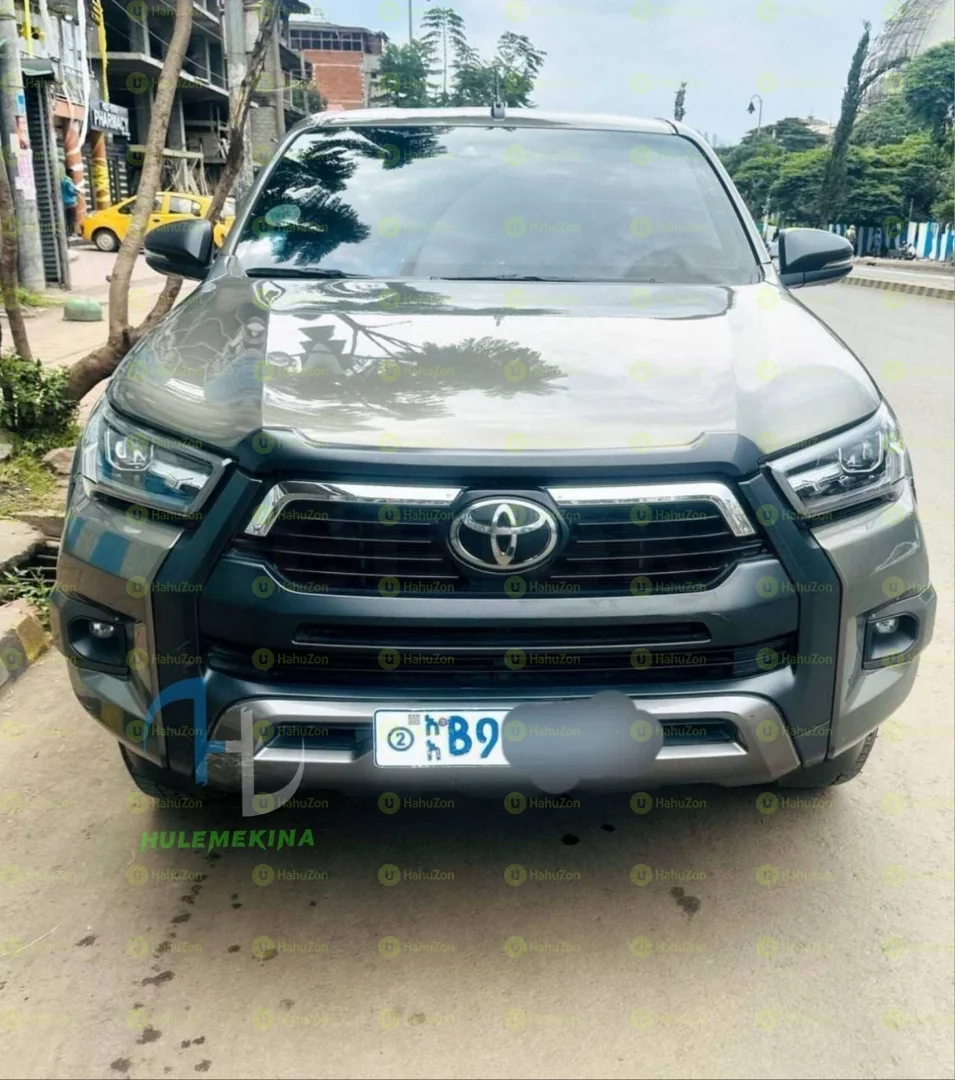 2021 Model-Toyota Hilux