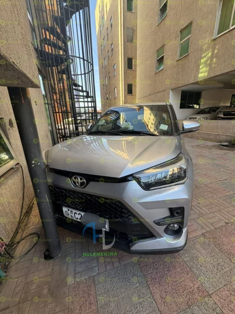 2022 Model-Toyota Raize