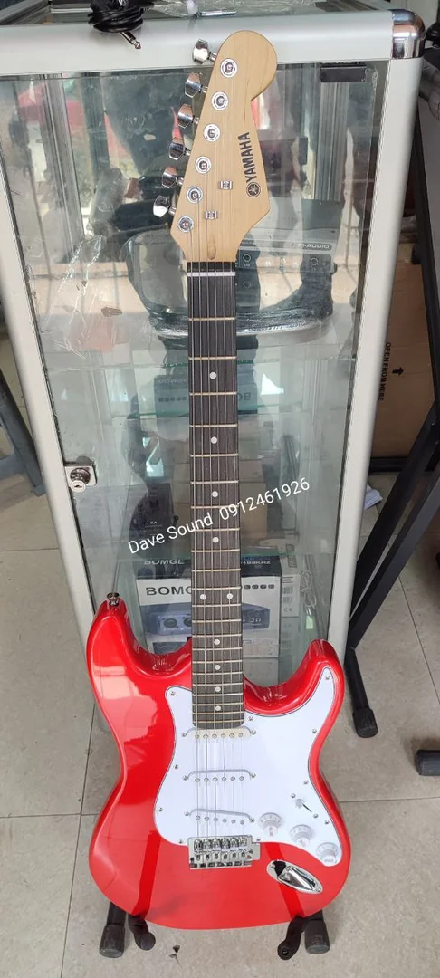 Yamaha Lead Guitar