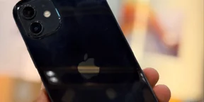 iPhone Apple 12