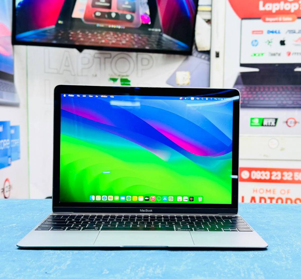 MacBook Air M1