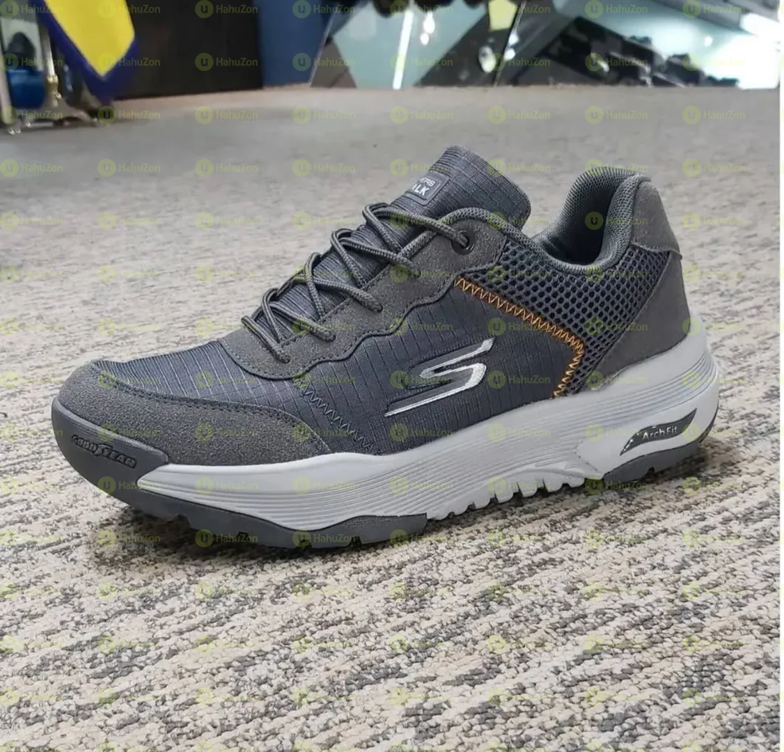 Sketchers Men's Shoes