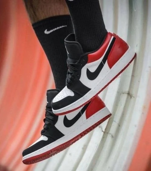 Nike Jordan 1 Low BlackToe Unisex Shoes