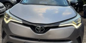 2017 Model-Toyota CHR