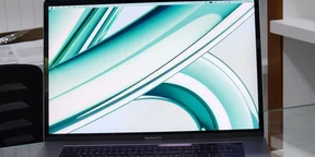 Apple Macbook Pro 2017 Laptop