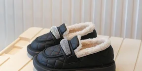 Cute Girls Furry Sandals