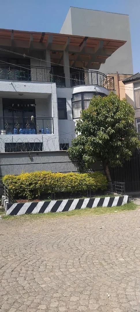 175 ካሬ የሚሸጥ G+2 መኖሪያ ቤት በፊጋ