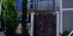 105 ካሬ የሚሸጥ G+2 ቤት በፊጋ አካባቢ