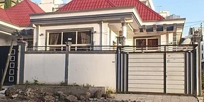 225 ካሬ የሚሸጥ ቪላ ቤት በሰሚት