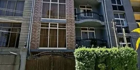 72 ካሬ የሚሸጥ G+3 ቤት በሰሚት ሳባ ሁለት መንደረ