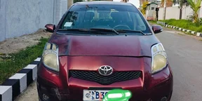 2010 Model-Toyota Yaris Compact