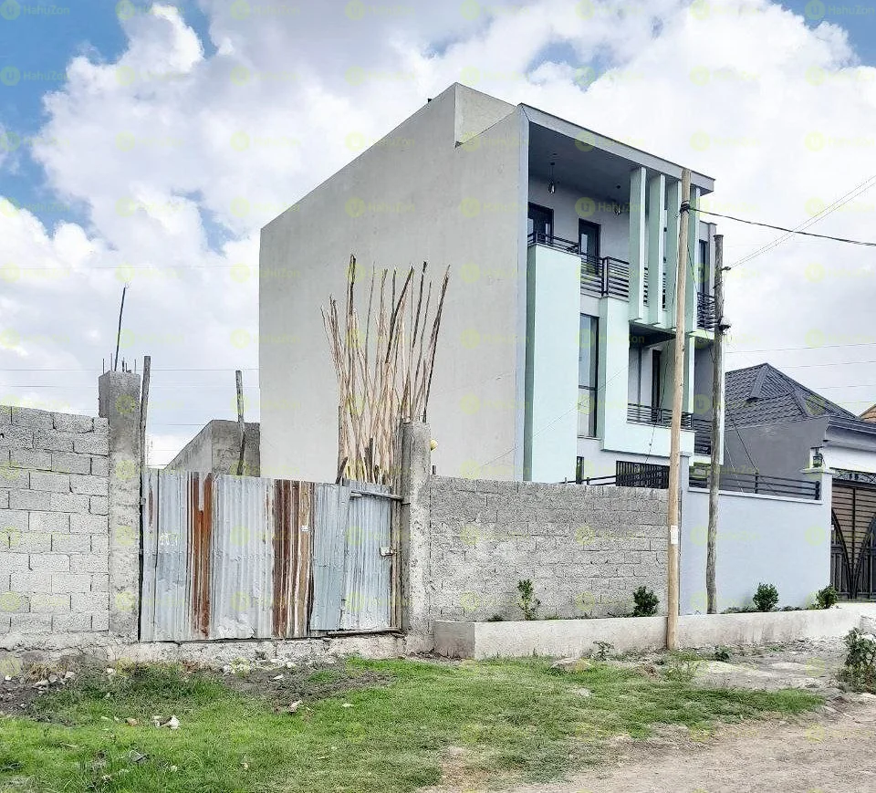 150 ካሬ የሚሸጥ G+2 ቤት በአያት