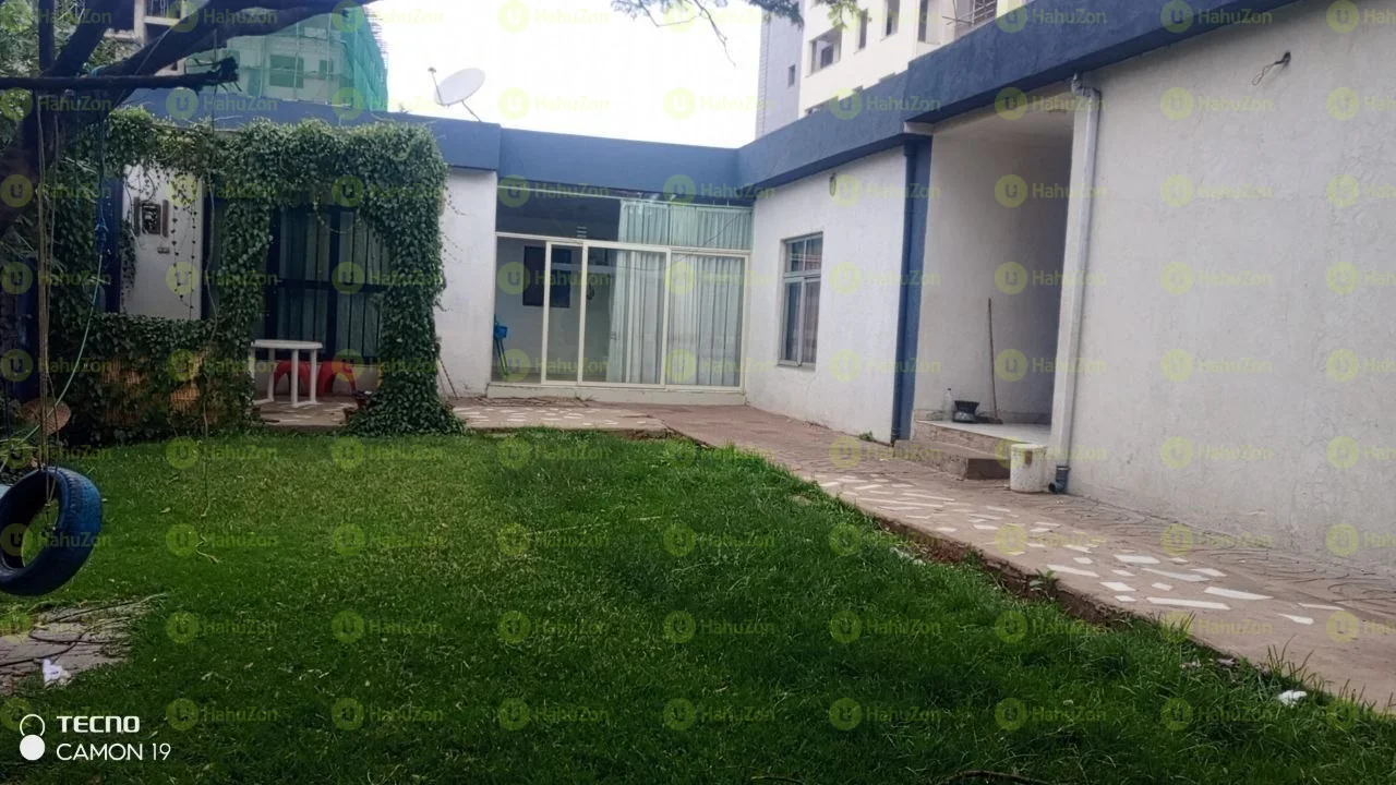 601 ካሬ የሚሸጥ ቤት በሰሚት