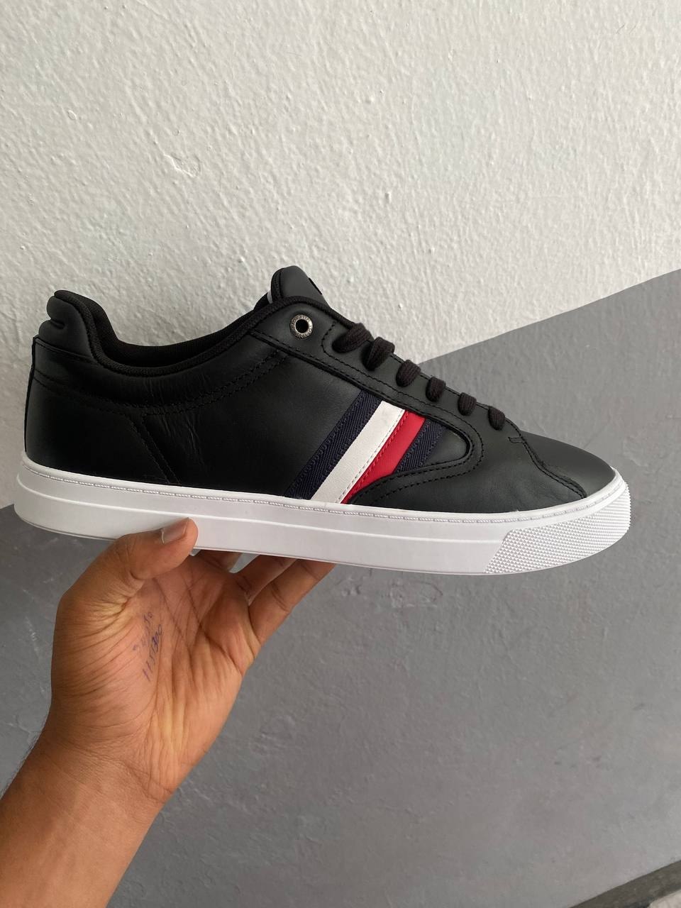 Tommy Hilfiger Original Men's Shoes