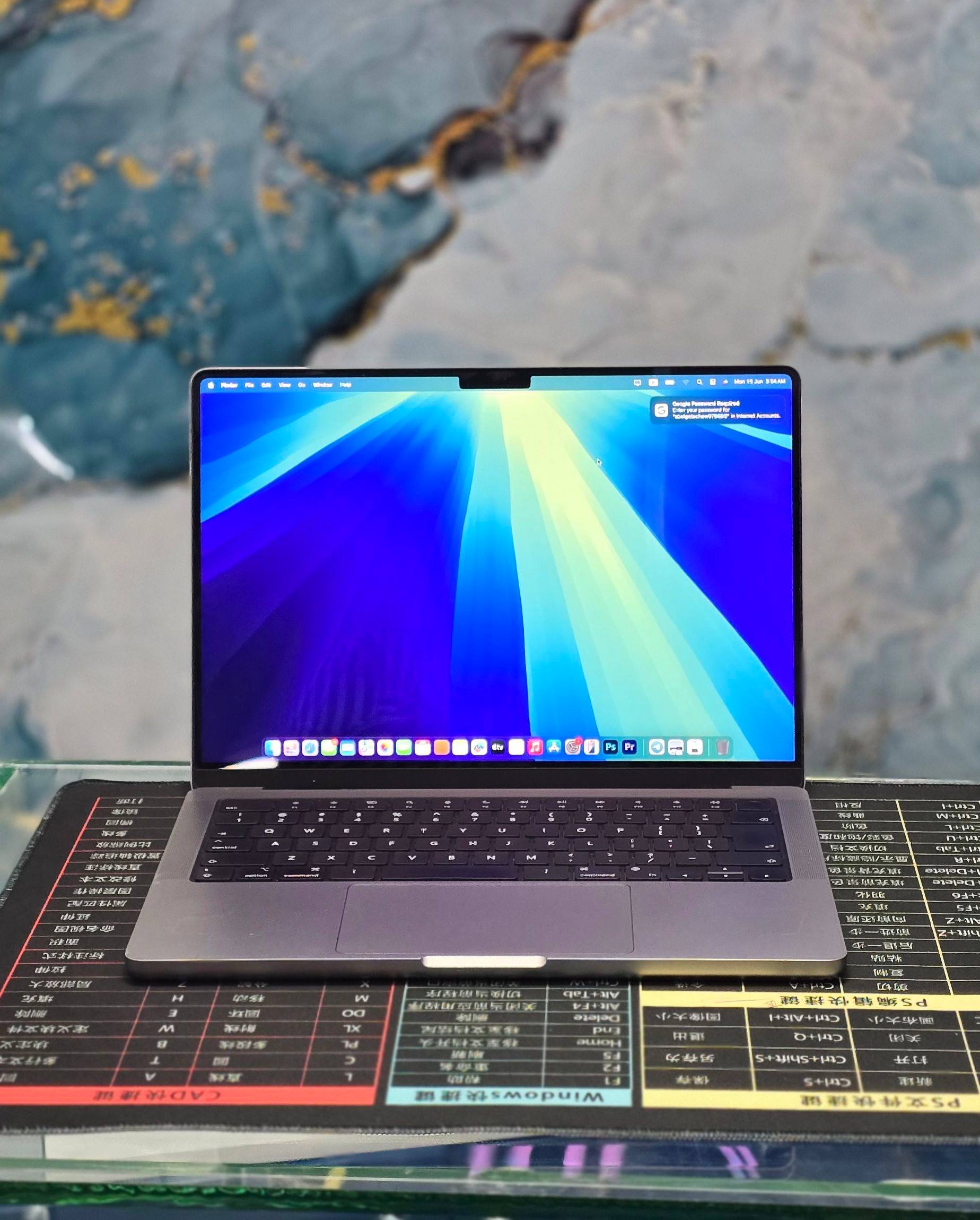 MacBook Pro M1 Pro 14-inch
