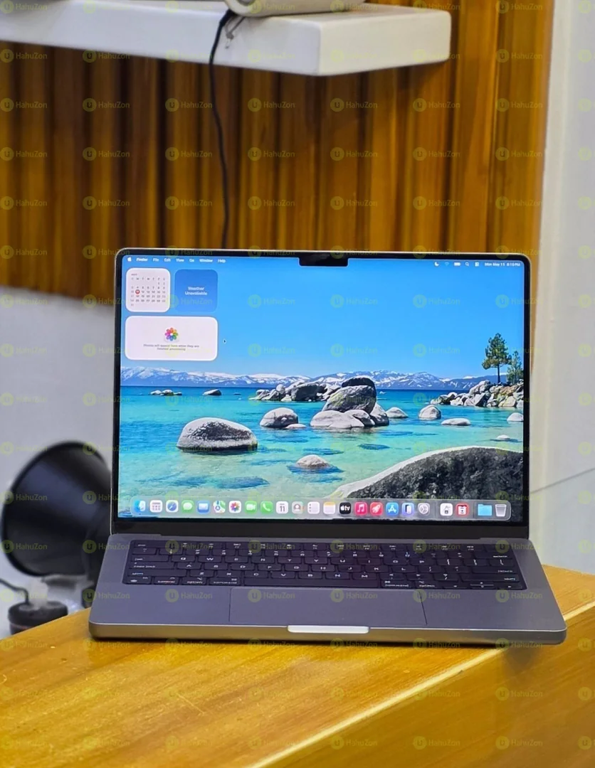 MacBook Pro 15 Apple M1 Pro