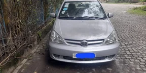 2005 Model-Toyota Platz