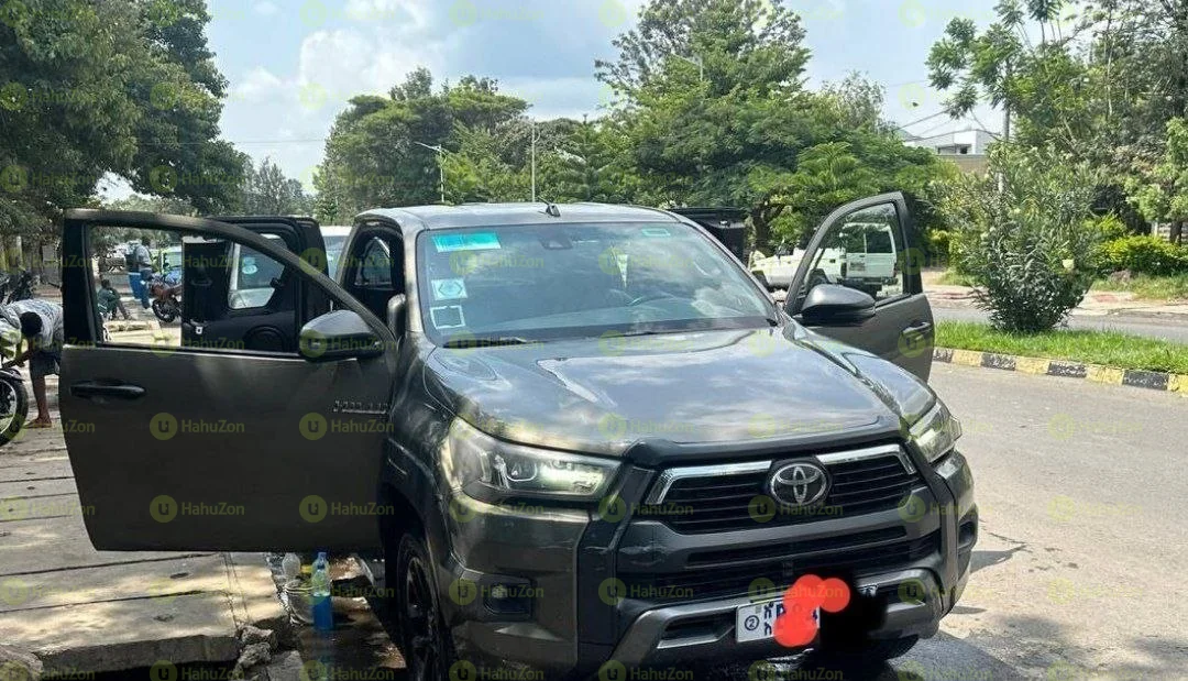 2021 Model-Toyota Invincible King Cab