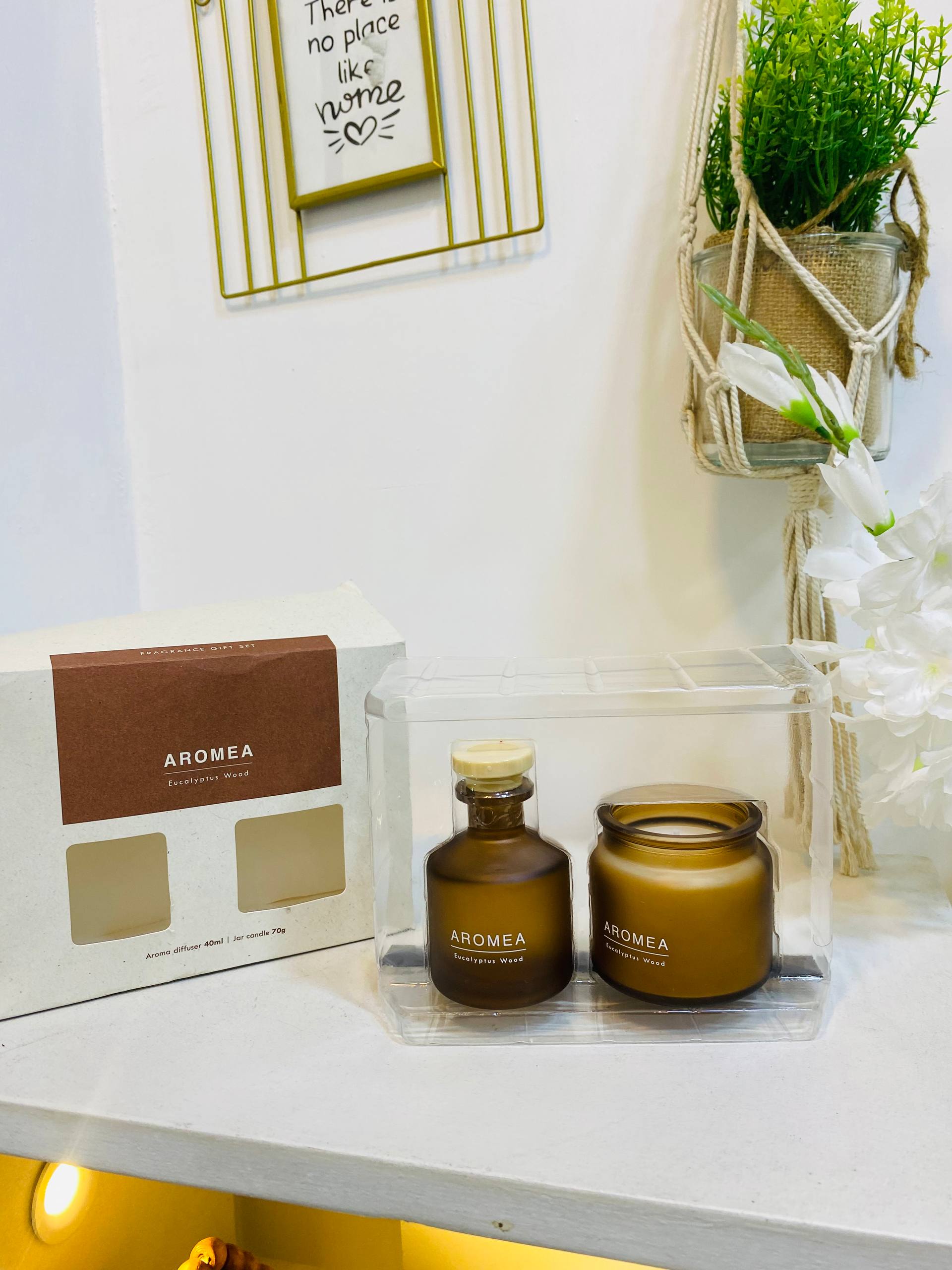 Aroma Fragrance Diffuser and Candle