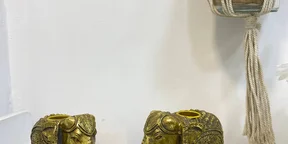 Elephants Candle Holder
