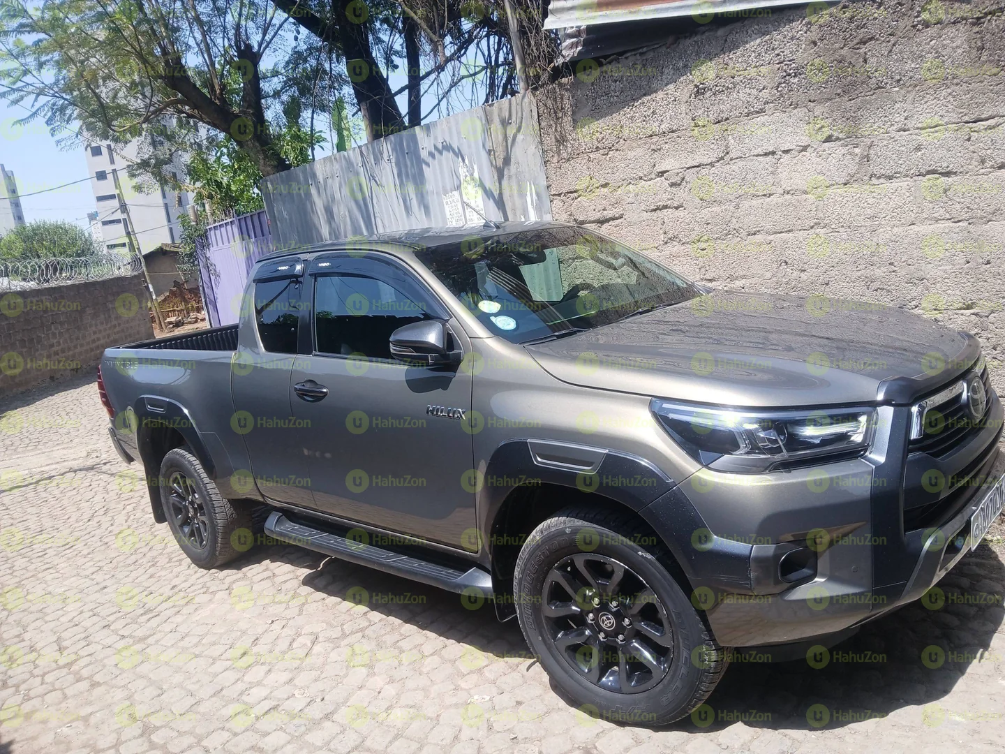 2021 Model-Toyota Hilux Invincible