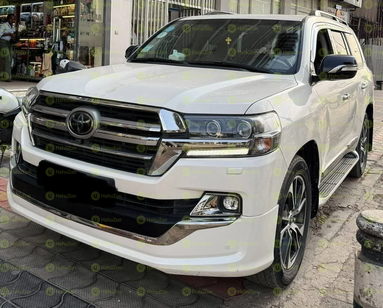 2020 Model-Toyota Land Cruiser VXR