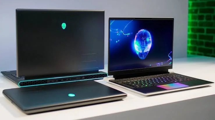 Dell Alienware M16 R2 15th Generation Laptop