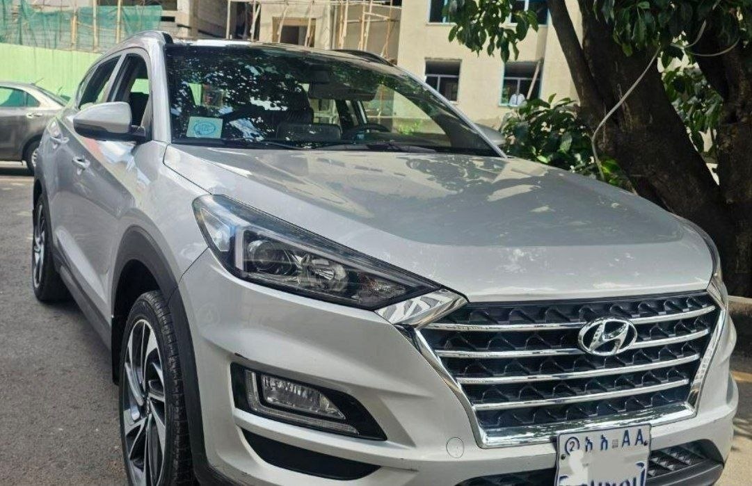 2020 Model-Hyundai Tucson