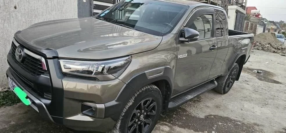 2021 Model-Toyota Hilux Invincible