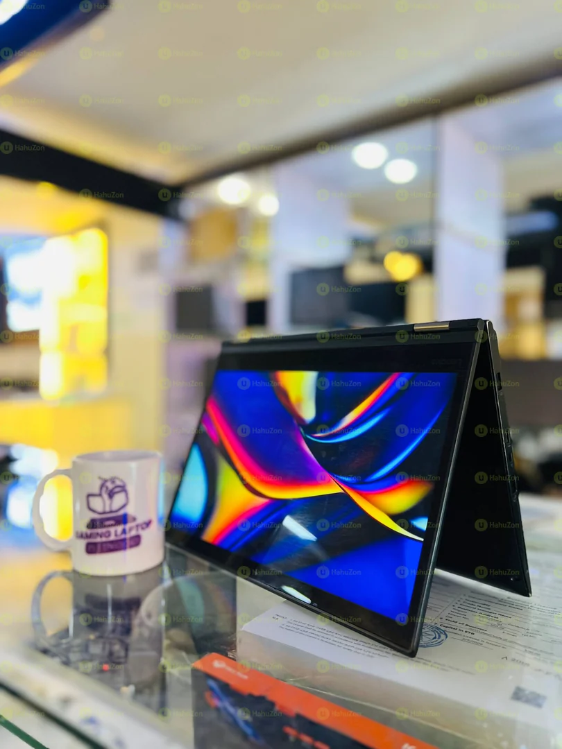 Lenovo Yoga 370 Core i5 7th Generation Laptop